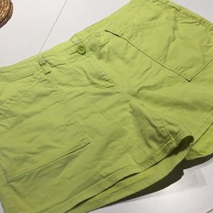 Shorts lime green